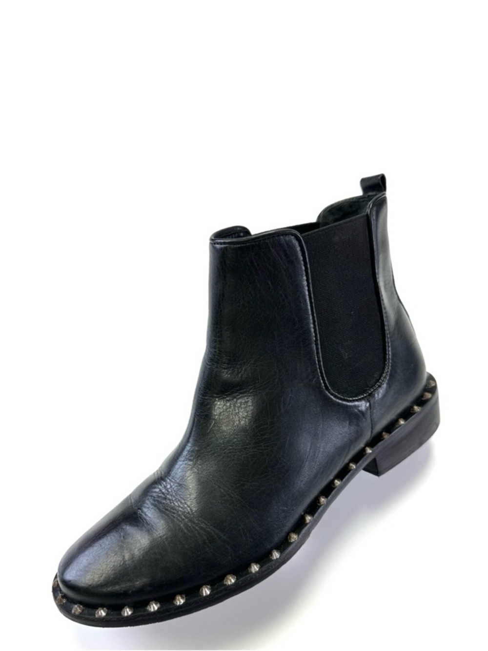 Schutz Leather studded Chelsea boot Womens Size 39 black smooth leather AS IS